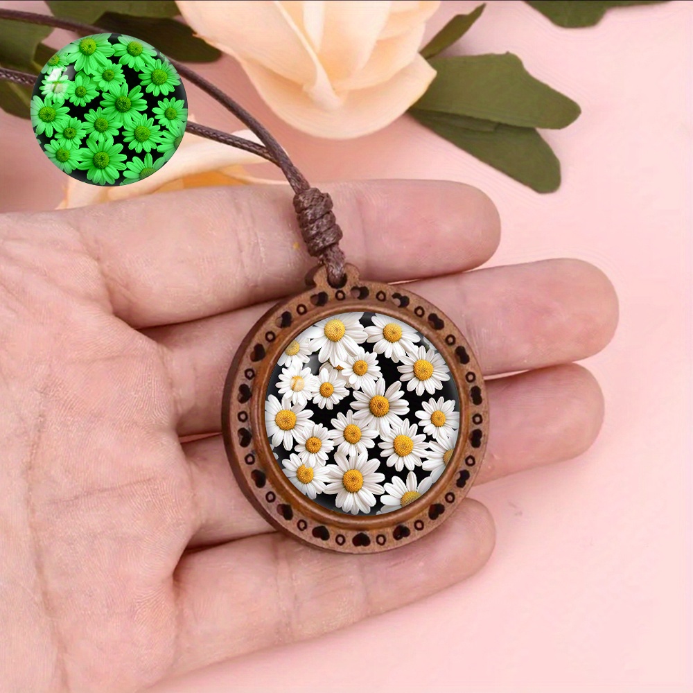 Daisy Flower Pattern Wooden Pendant Necklace, Gift