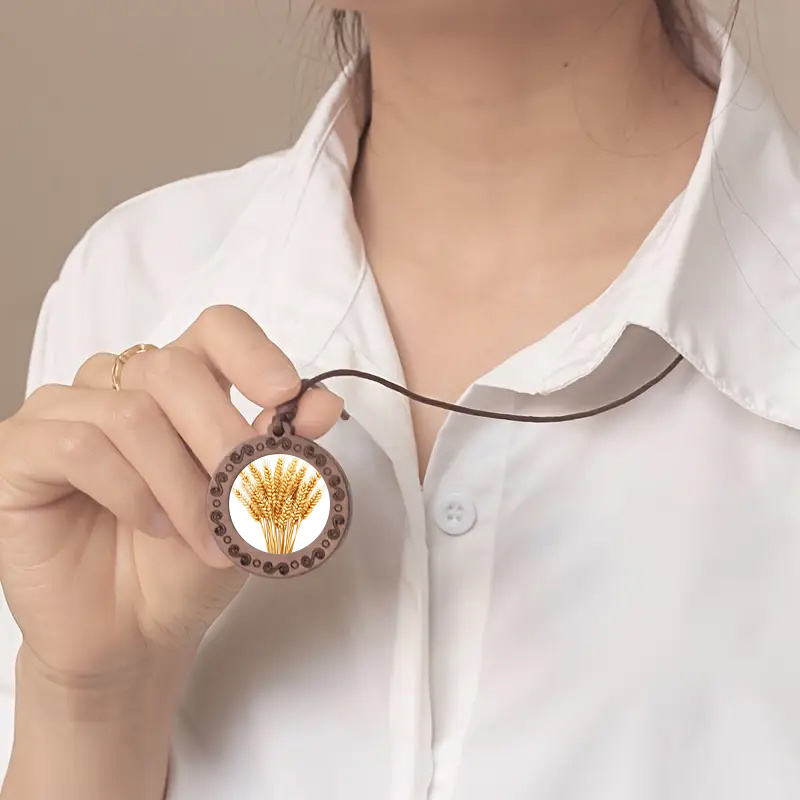 Wooden Wheat Ears Pendant Necklace with Adjustable Rope