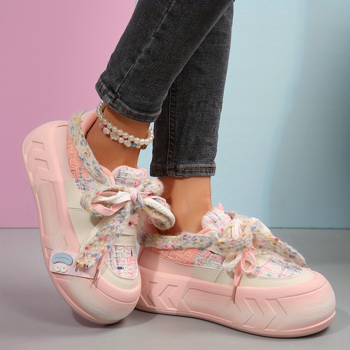 Canvas Shoes Nike Vandal On Feet Stylish Women S Low Top Sneakers - Main Image