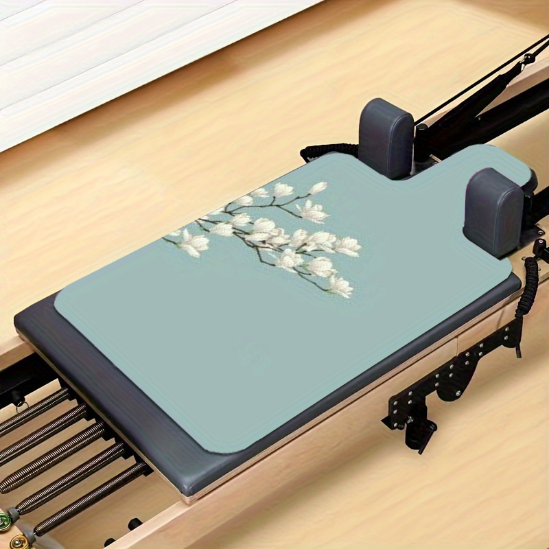 A Printed Pilates Reformer Yoga Mat, Pilates Modified Mat, Sweat-Absorbent And Non-Slip Design, Equipment Anti-Slip Prot