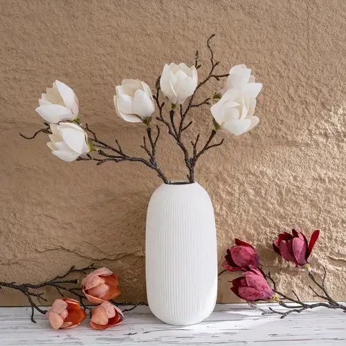 künstliche blumen mit realistischem aussehen