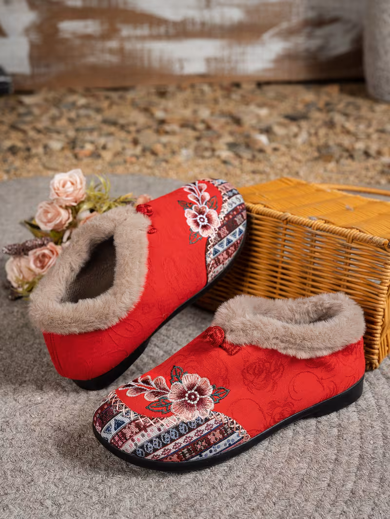 womens low heel floral pattern slippers light green pink soft fabric and lining thickened shock absorbing insole comfortable indoor outdoor house shoes hand pull plush slipper wear for women women shoes for fall wide width boots for women designer shoes for women low heel boots for women Product details 16