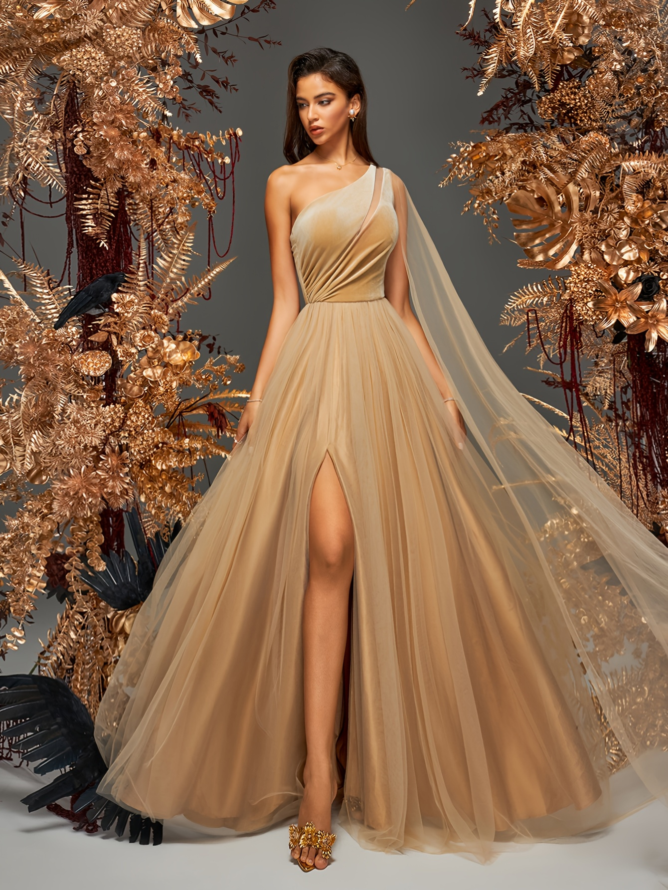 simple a line tulle wedding dress Plunging Lace Bodice Tulle A-Line Wedding Gown with Ethereal Train Size 20