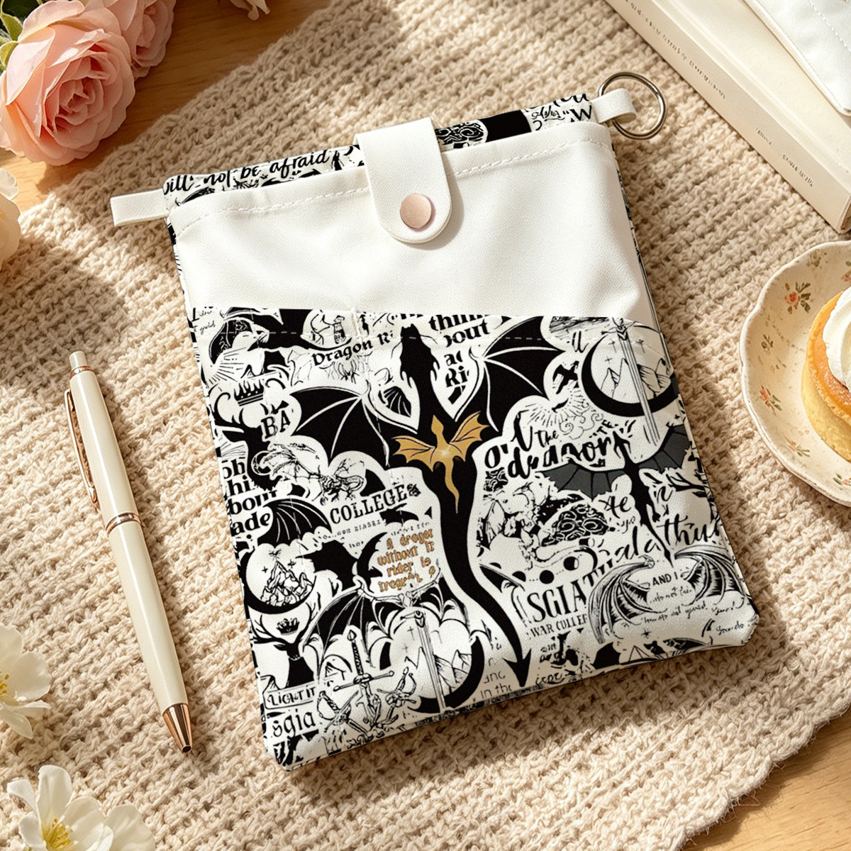 TEMU 1 pièce Housse de livre dragon gothique avec imprimé et blanc, convient pour livres A5, cahiers et rangement de stylos, housse compatible pour
