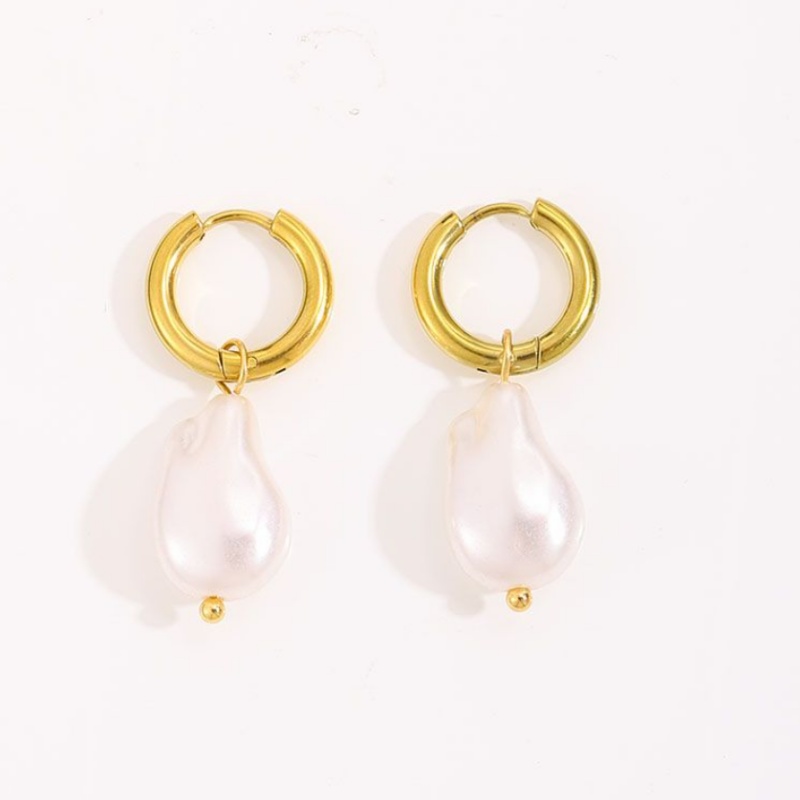 Women's French Retro Stainless Steel Irregular Pearl Earrings