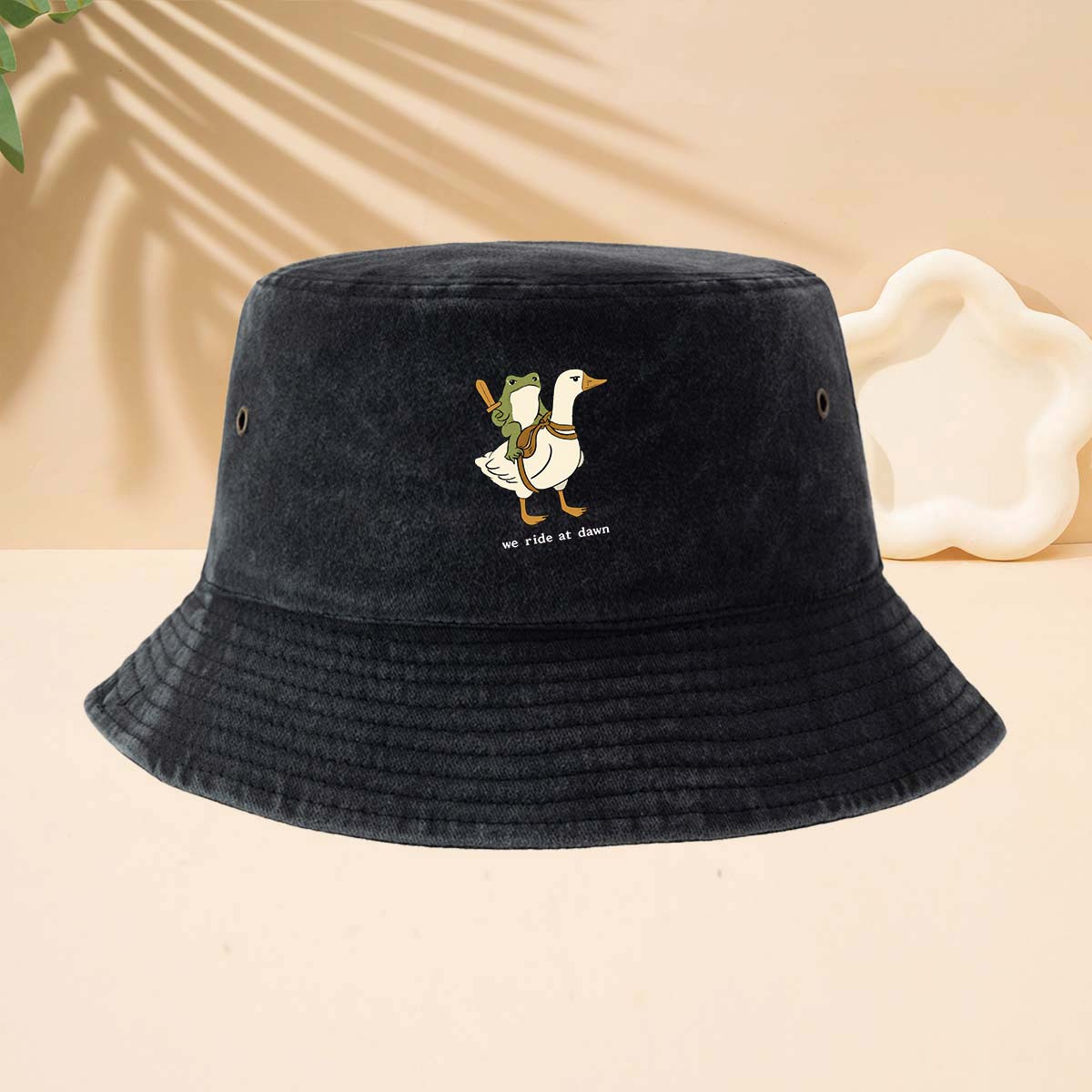 Printed Frog and Goose Pattern High-Quality Bucket Hat