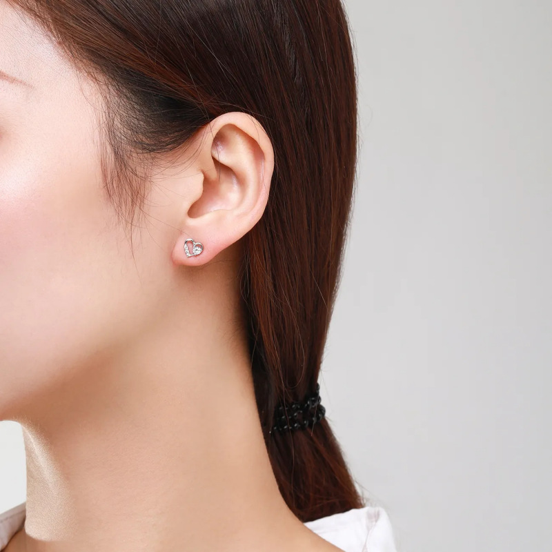 Women's S925 Sterling Silver Hollow-Out Heart Zircon Stud Earrings