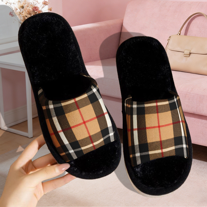 TEMU Classic British Style Checkered Print And Women's Fashion Home Slippers, Unisex, , Valentine's Day Essential Gift, Holiday Gift , Couple