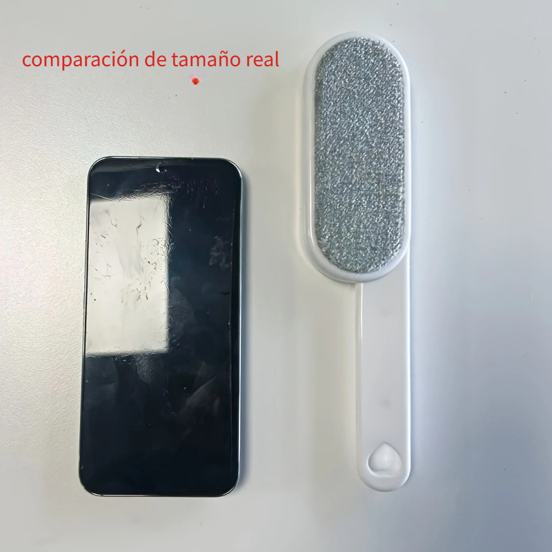 1-en-1 Eliminador Electrostático de Pelo y Polvo de Doble Cara - Tecnología Electrostática Manual Potente para Pelo de Mascotas, Pelusa, Alfombras, Muebles, Ropa y Ropa de Cama - Mango Ergonómico - Cepillo de Tela Portátil - Opción de Regalo para el Día de San Valentín - Imagen 4