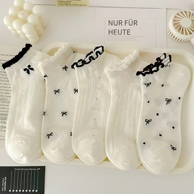 E-shop 5 Paar weiße kurze Damensocken, dünne atmungsaktive Sommer-Netz-Sportsneaker-Söckchen, durchbrochene vielseitige niedrig geschnittene kurze