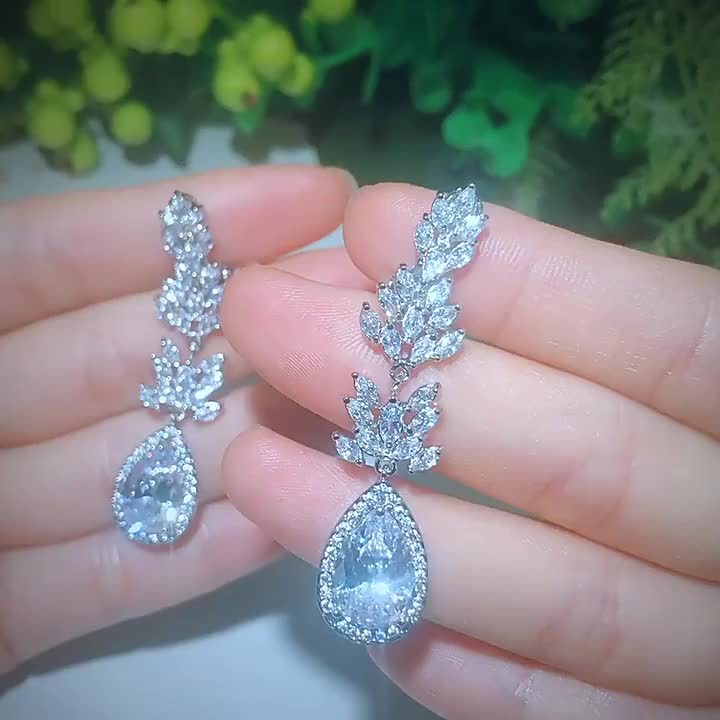 2pcs Non-Pierced Water Drop & Leaf Design Ear Clips, Valentine Gift