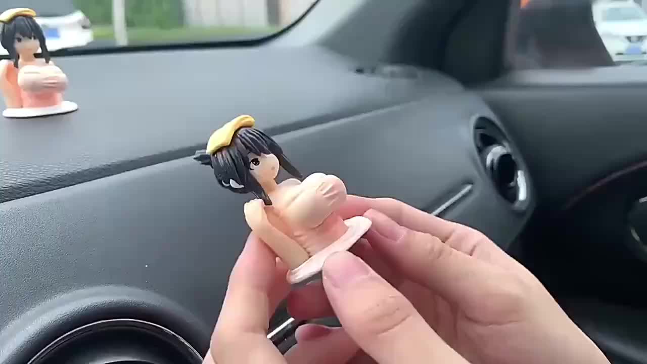 Cute Kanako Chest Shaking Ornaments Kanako Collection Model Doll Kawaii  Anime Statue For Car Sexy Doll Figurine Car Decorations