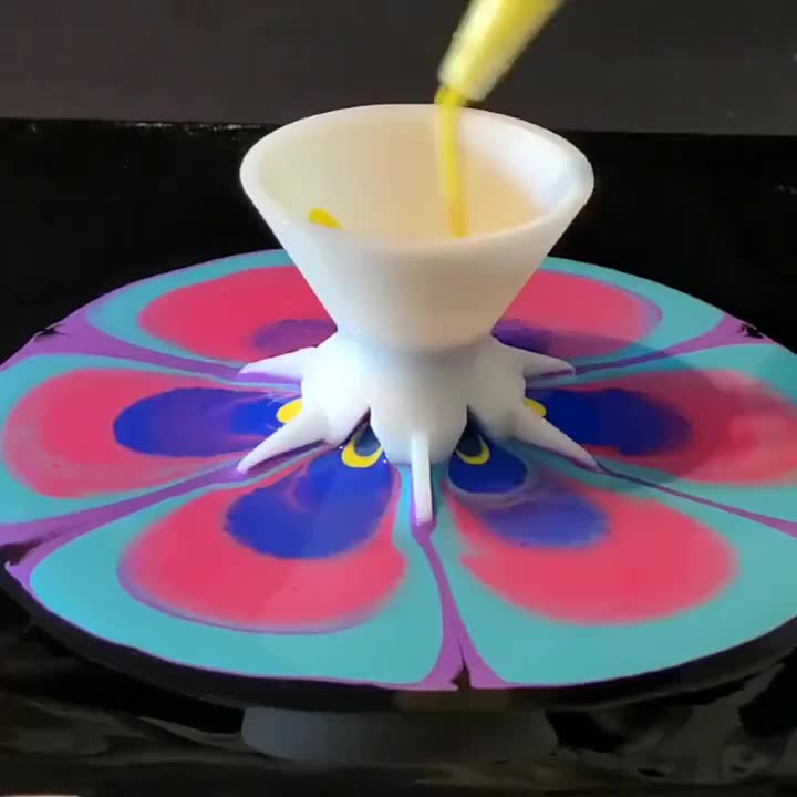 Tiitstoy DIY Painting Paint Pour Cup Funnel Mini Paint Diverter