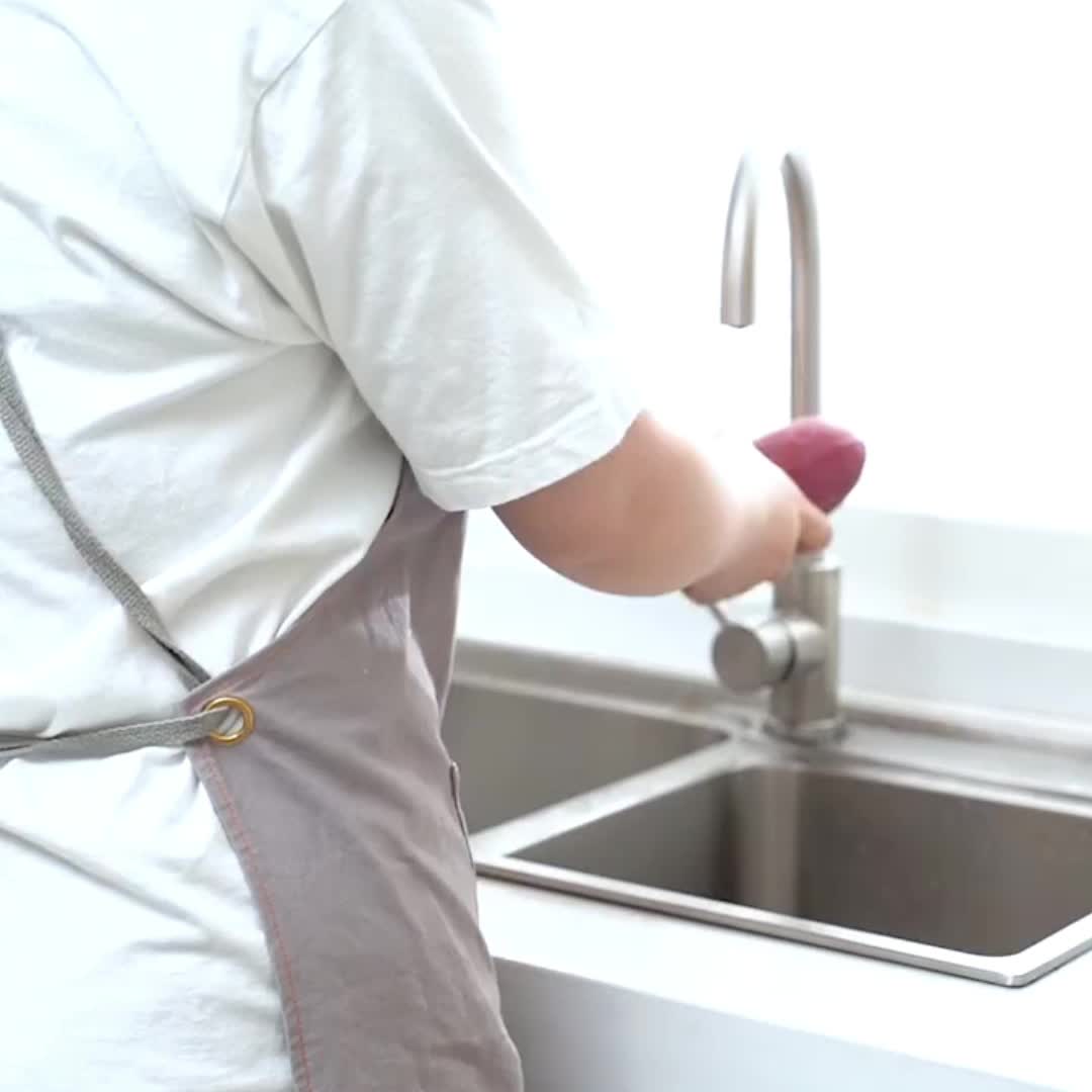 ZEBROAU Paraspruzzi per lavabo, forte aspirazione in silicone acqua  paraspruzzi, blocco acqua Splatter Guard Lavello da cucina, Guardia d'acqua  per lavelli da cucina bagno isola : : Casa e cucina