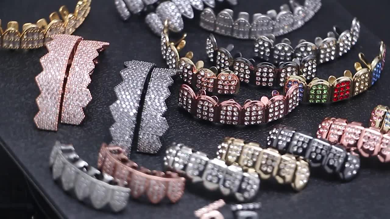 8 Tooth Top & Bottom Grills - Stylish Accessory for Men & Women