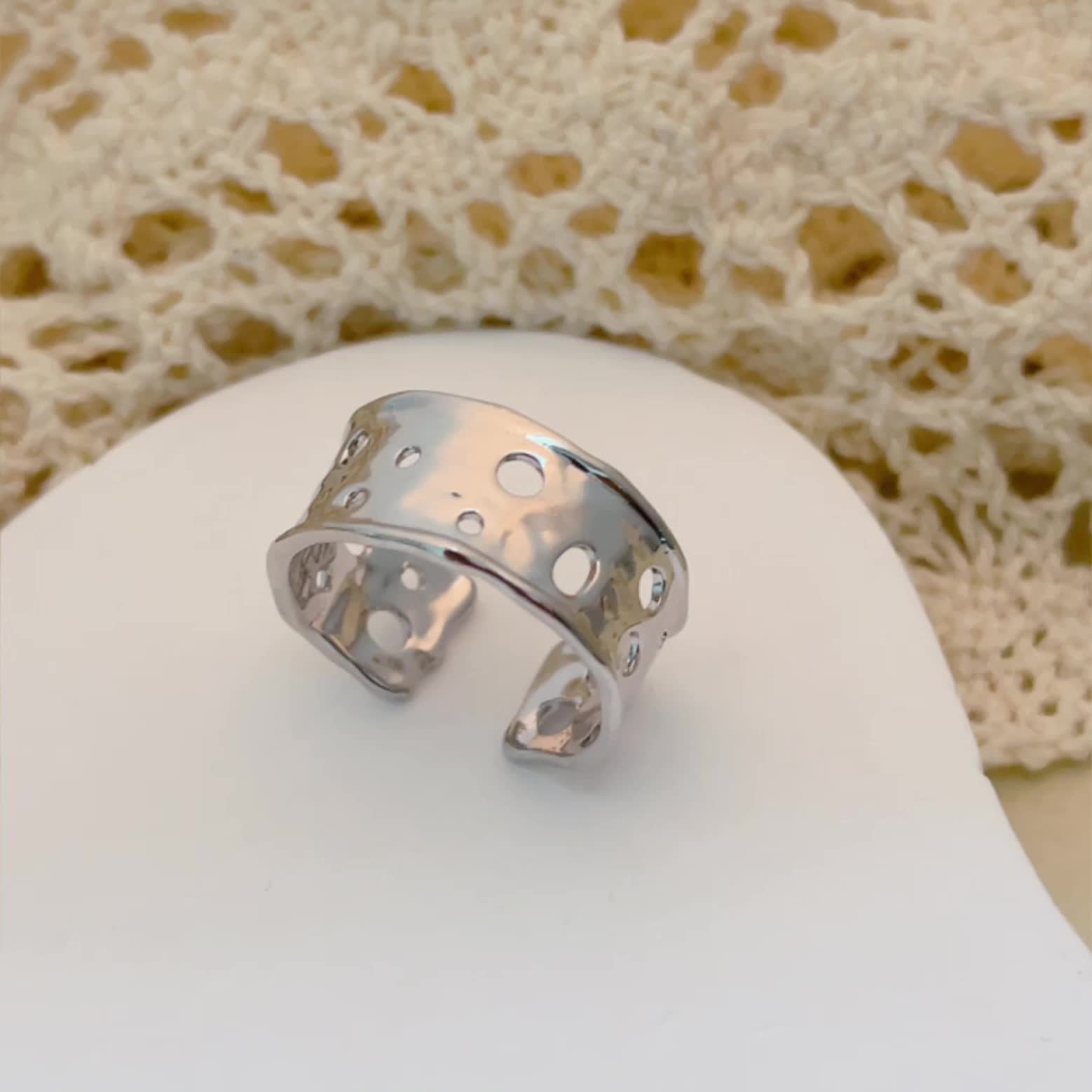 Exquisite Irregular Hollow Adjustable Ring, Unisex Fashion