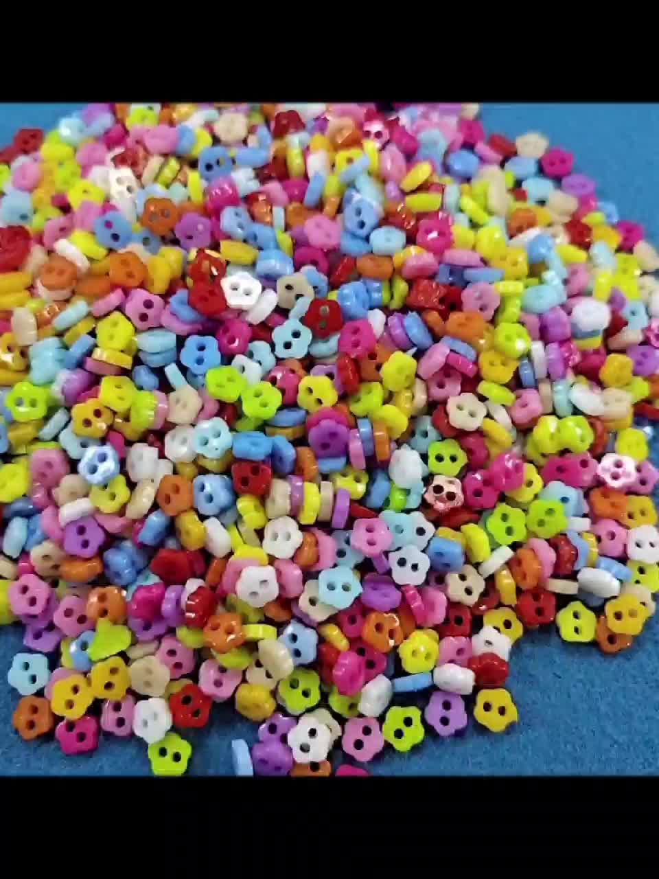 50pcs Mixed Colors 0.51inch Cute Flower Shape Small Buttons For Children's  Clothing Sewing Supplies DIY Accessories