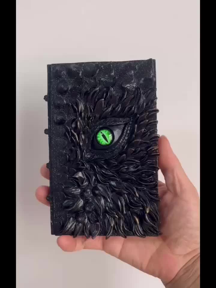 Animated Dragon Eye Spell Book