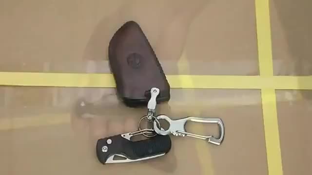Shop of Wonder Schlüsselanhänger Messer Schlüssel Schlüsselmesser │ kleines  Taschenmesser in Schlüsselform │ geeignet als Brieföffner oder Paketmesser  : : Baumarkt