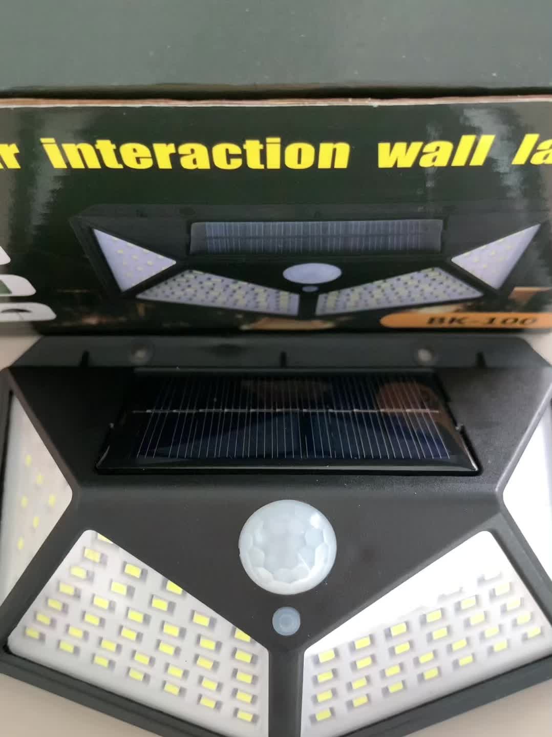 Proyector LED Solar 100W 6500K Panel: 6V/12W Batería: 3,2V/8000MaH Control  Remoto [HO-SOLARFL-100W-01]