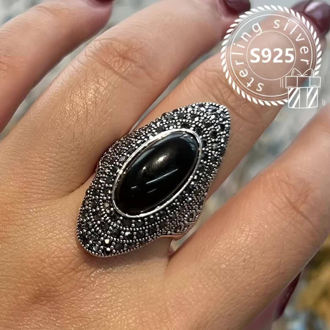 Vintage Inspired 925 Silver Ring with Agate Stone