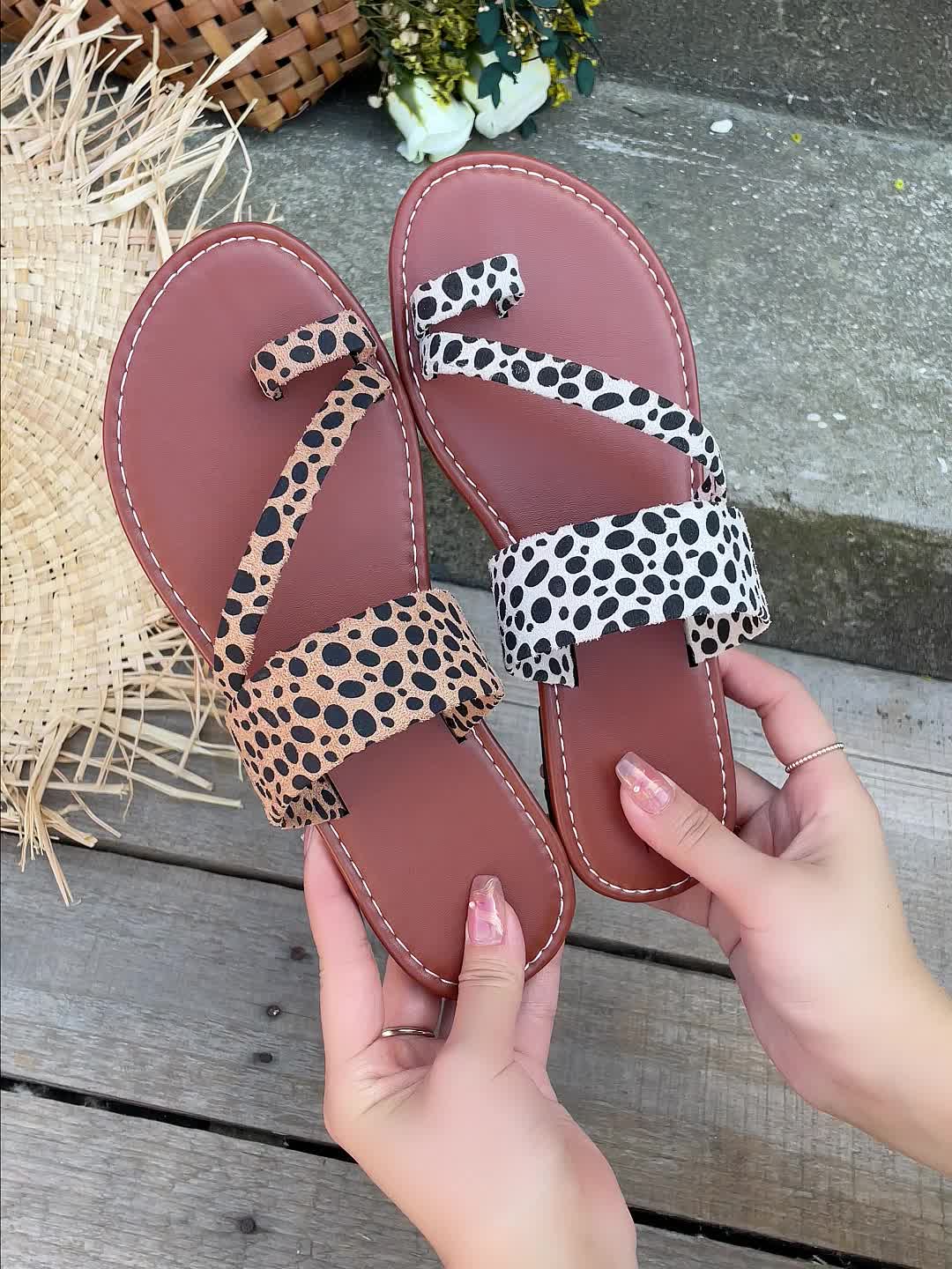 Pink leopard clearance print sandals