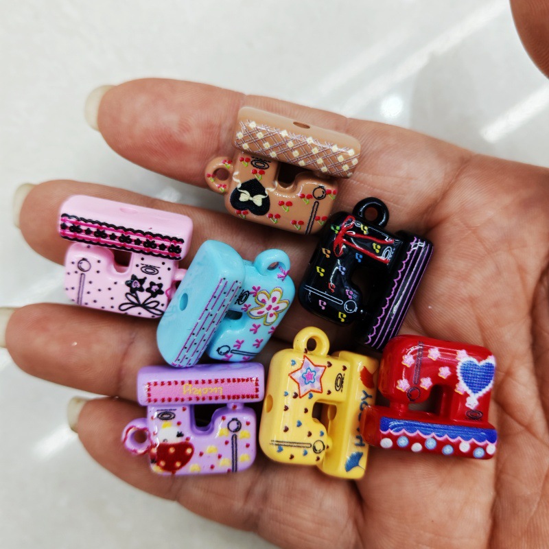 TEMU 10pcs Set, Mixed Pack, 19 X 24mm Painted Mushroom Star-shaped Heart Sewing Machine Beads, Adult Craft Additions, Beaded Jewelry Materials, Pen
