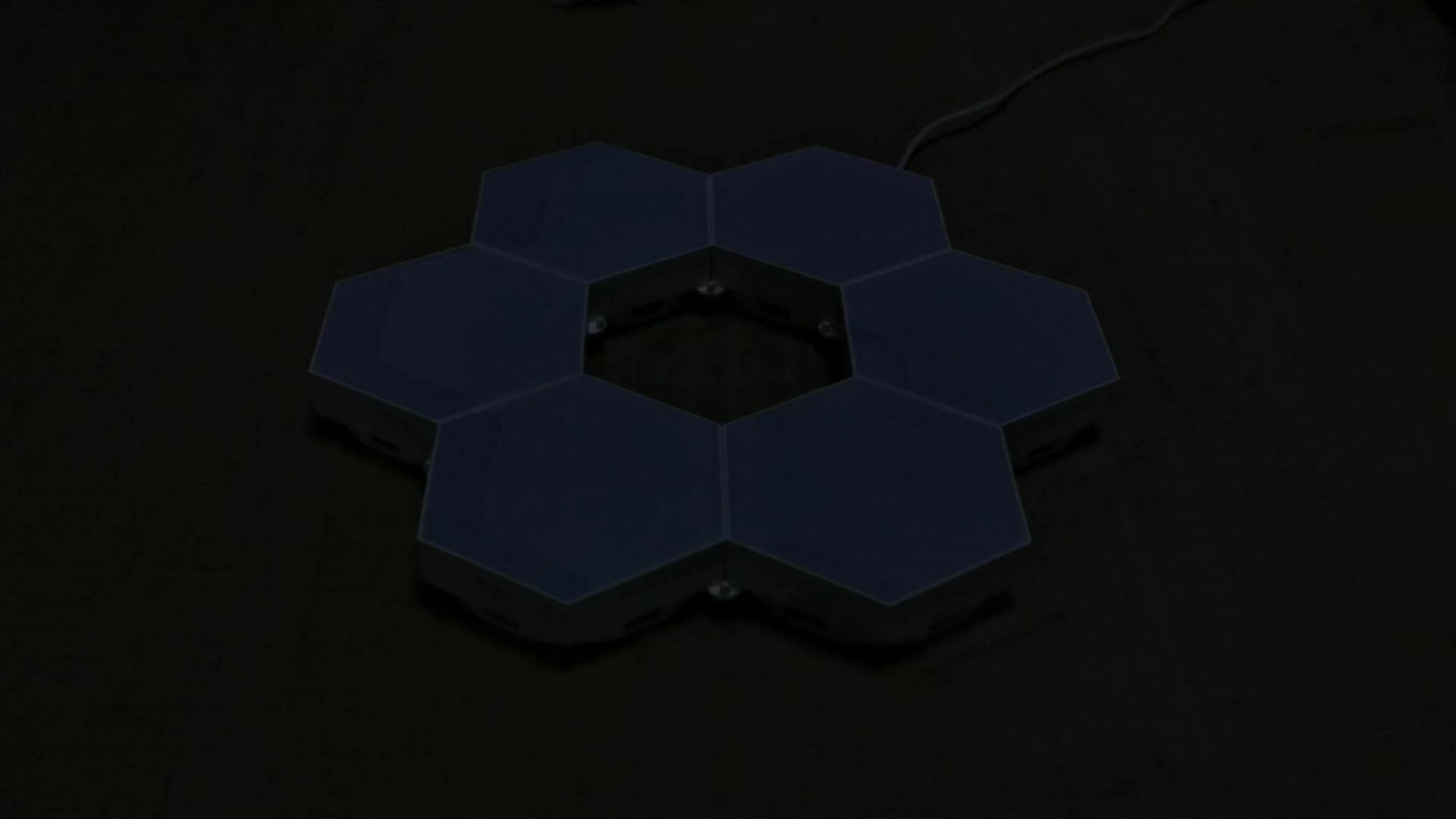 URAQT Lot de 8 lumières LED hexagonales, panneaux de jeu RVB