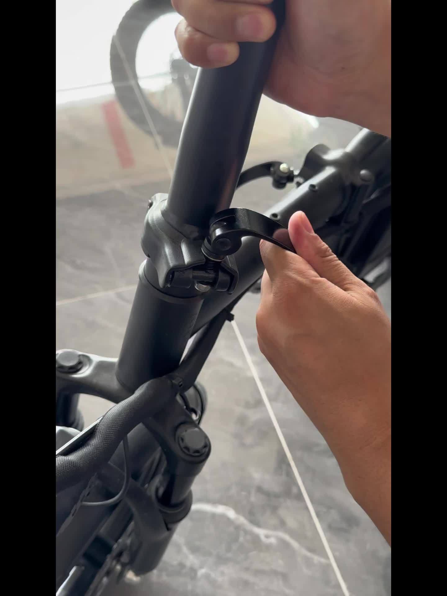 Folding Electric Bike Lightweight Commuter E-Bike with Removable 48V Battery and Brushless Motor, 15-20 MPH, Portable Compact Design, Multip