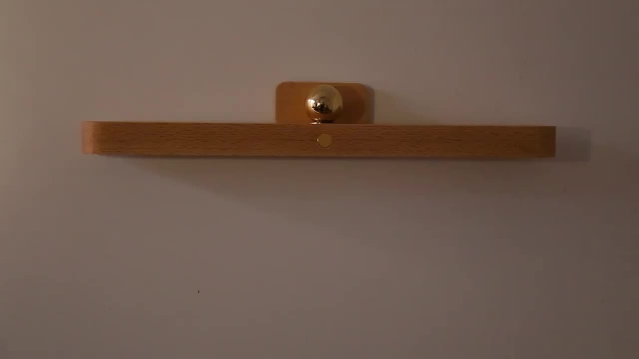 Wood on sale bathroom sconce