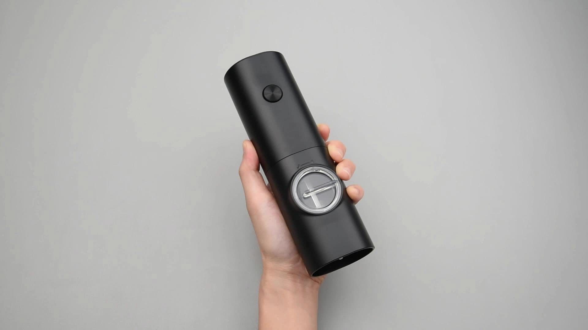 1pc Battery Powered Portable Adjustable Coarseness Electric Pepper