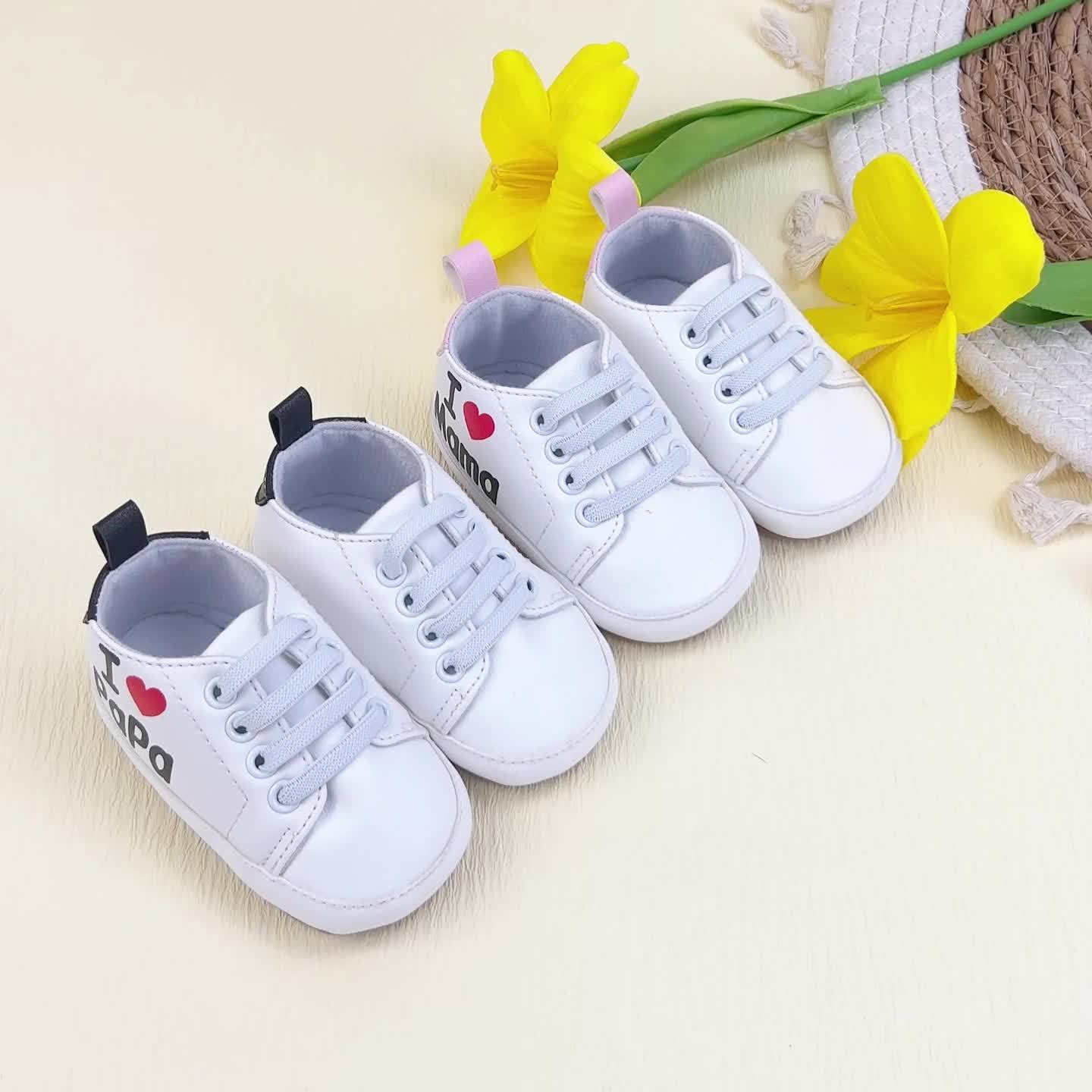 Witte sneakers met zachte zool voor baby's en peuters (jongens en meisjes)
