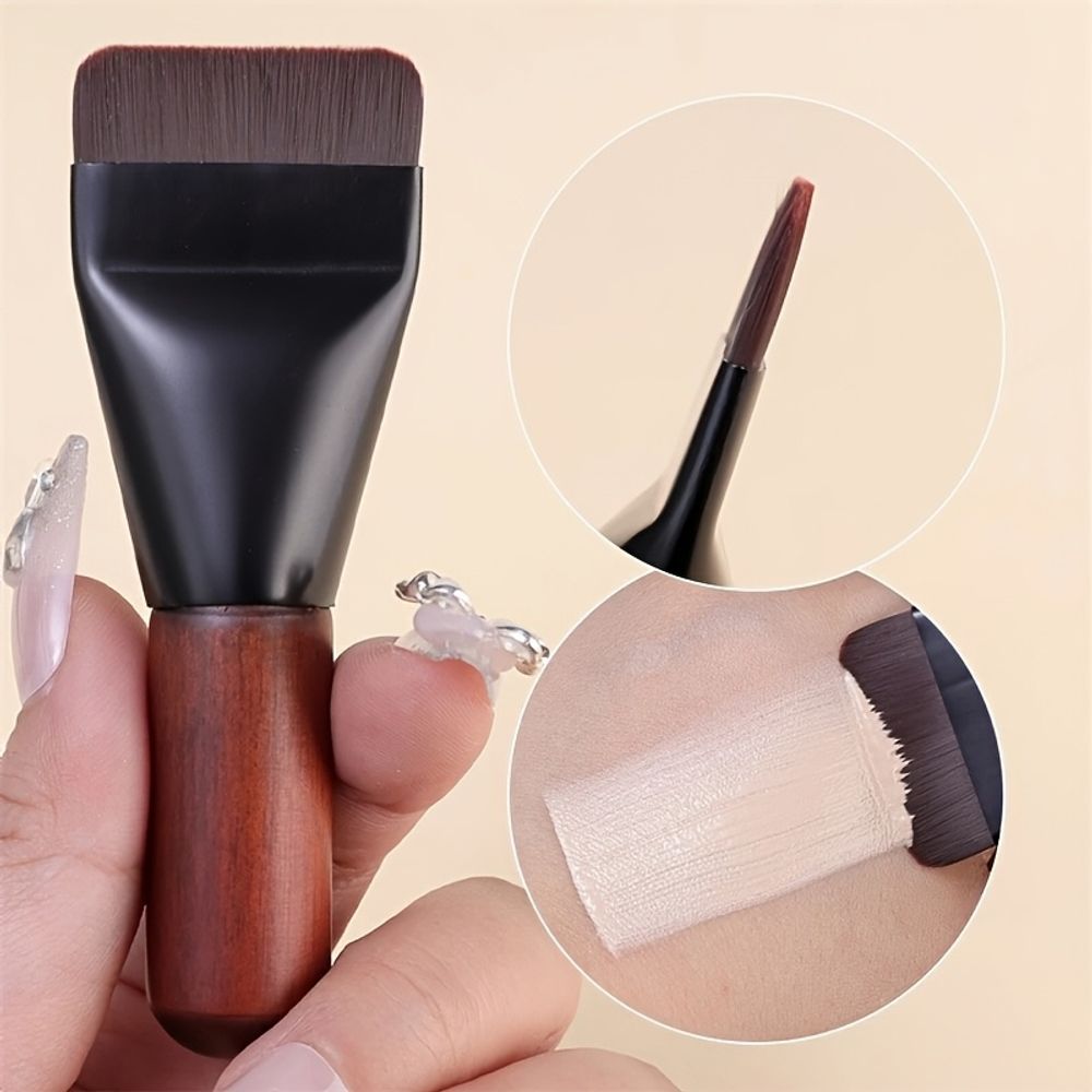 2pcs Mini Portable Foundation Makeup Brush Set
