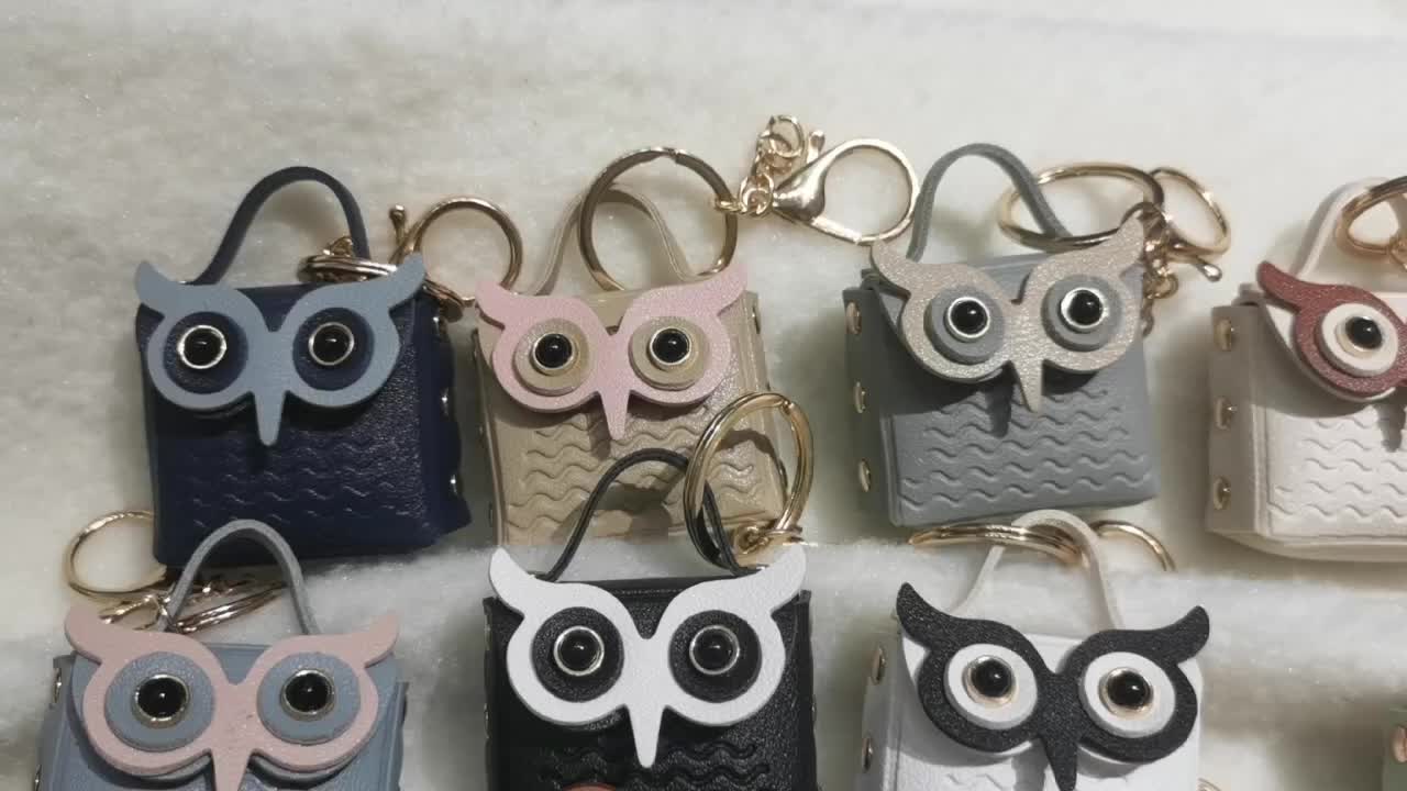 Coach owl sale keychain