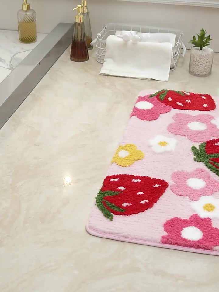 Sweet Steps: Strawberry-Themed Soft Bathroom Mat – Youeni