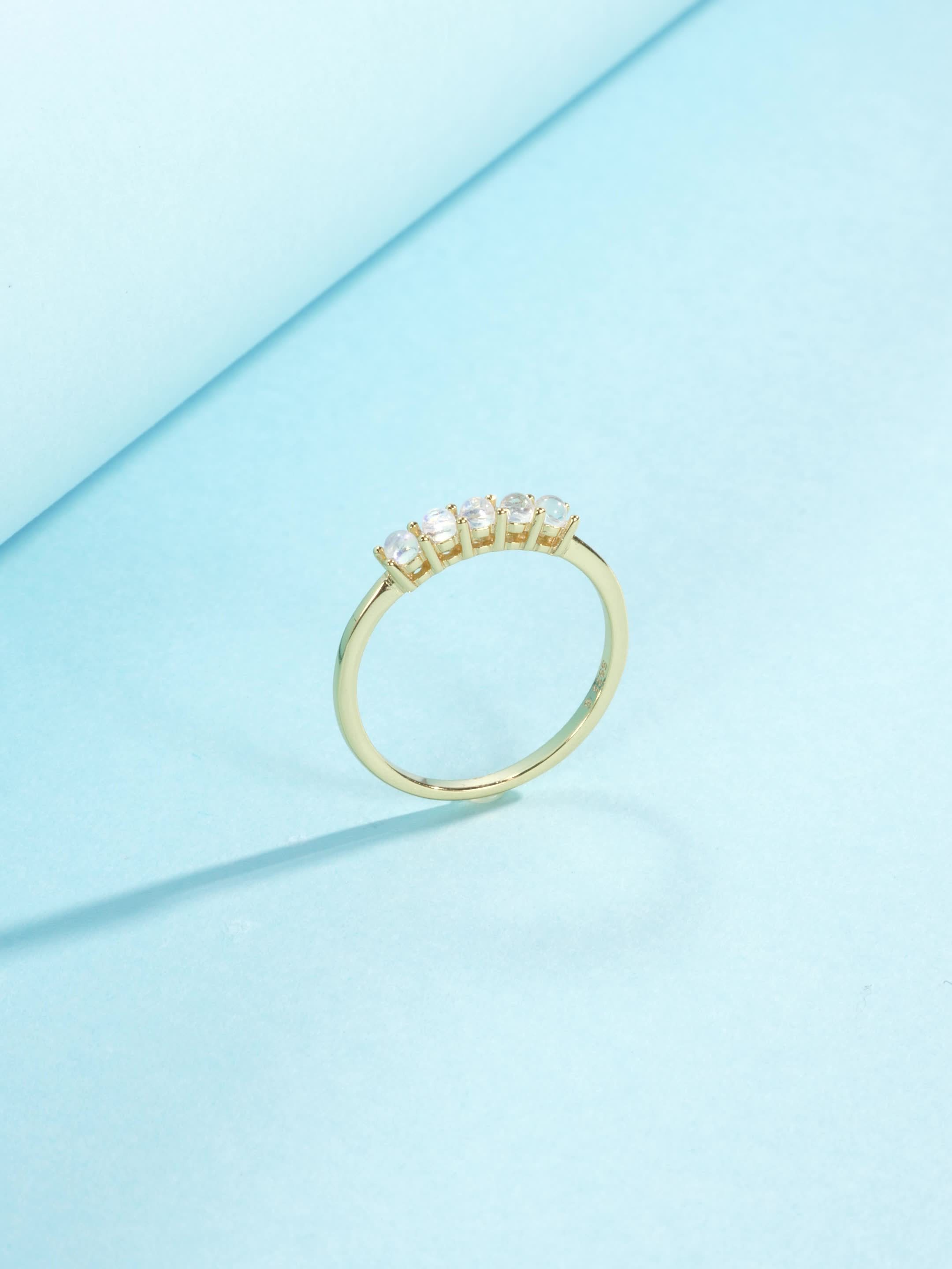 Moonstone Ring in S925 Silver Forest Style