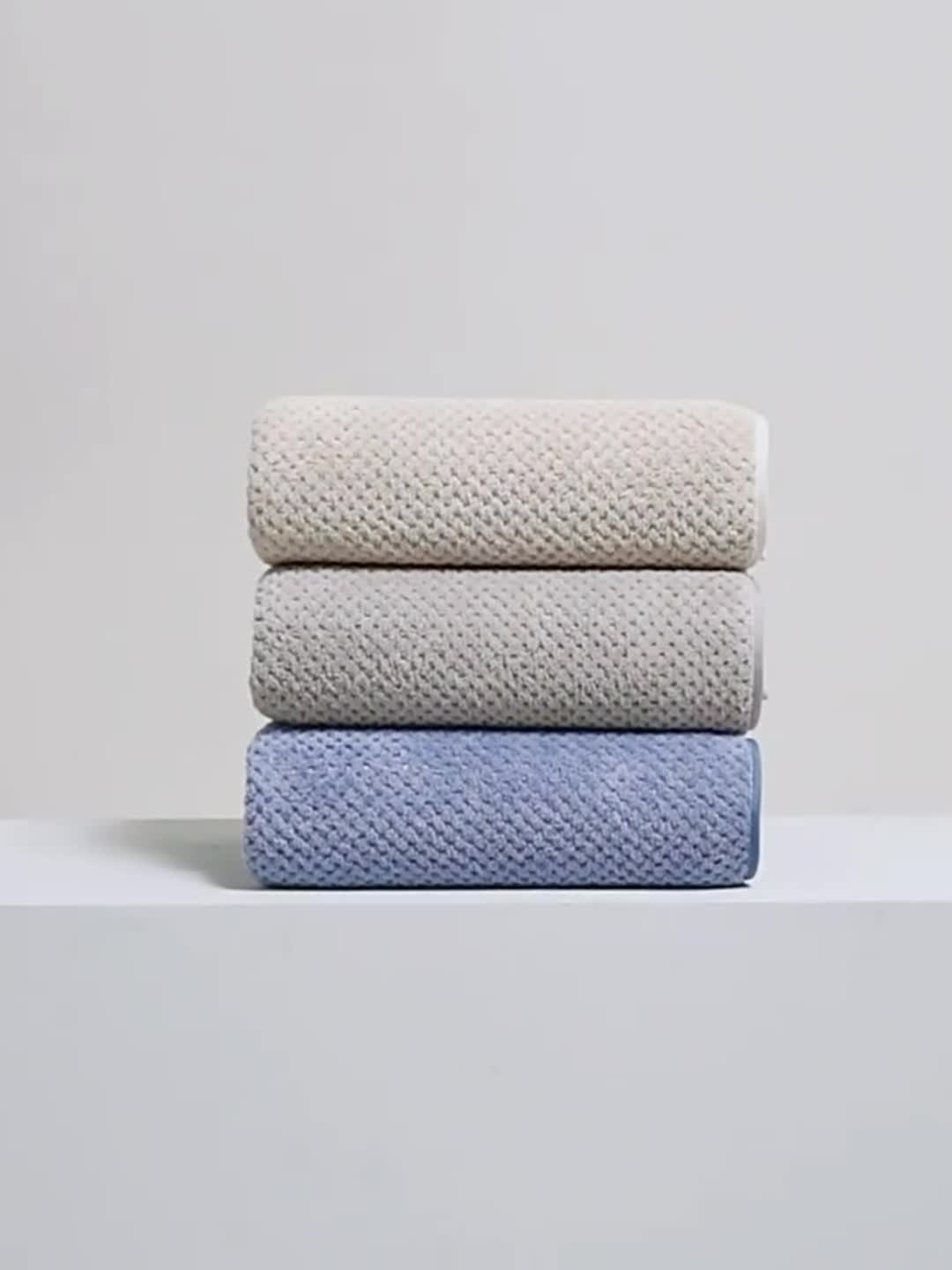 Super Absorbent, Soft, Quick Dry, Lightweight, Plush Microfiber Bath Towels  4 Colors for Shower Pool Beach Bathroom with Cationic Strip and Ripple -  China Microfiber Plush Towels and Striped Bath Towel price