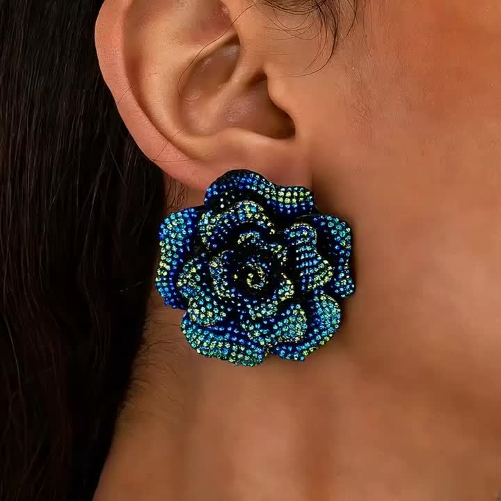 Vintage Style Rhinestone Camellia Flower Stud Earrings