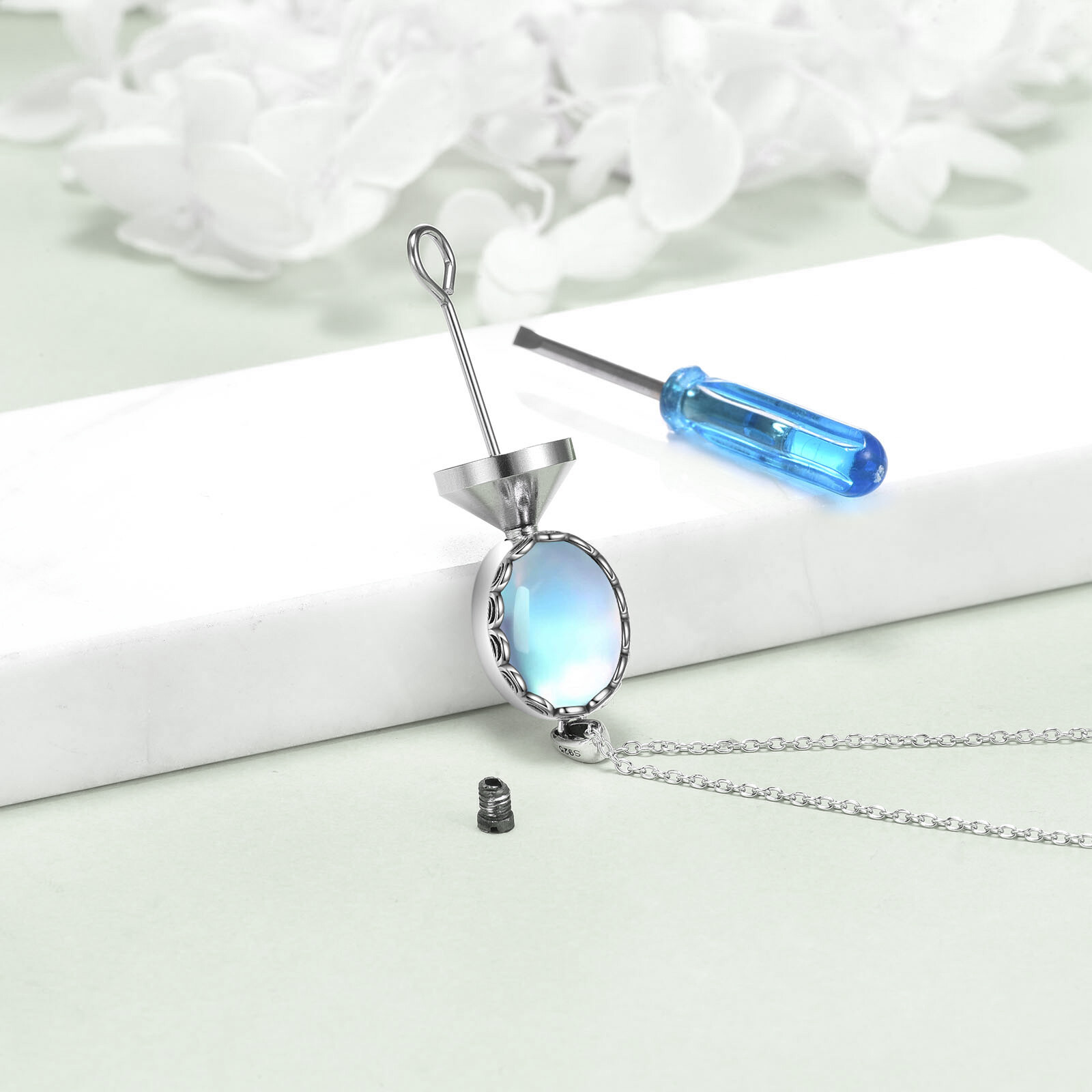Women's Moonstone 925 Sterling Silver Pendant Necklace