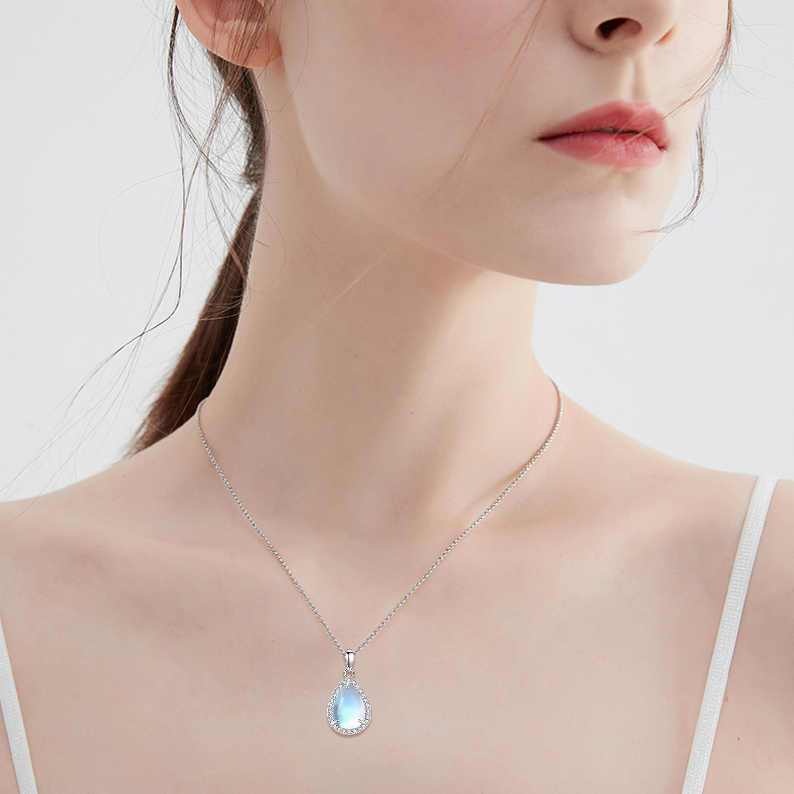 Women's Sterling Silver Moonstone Pendant Necklace