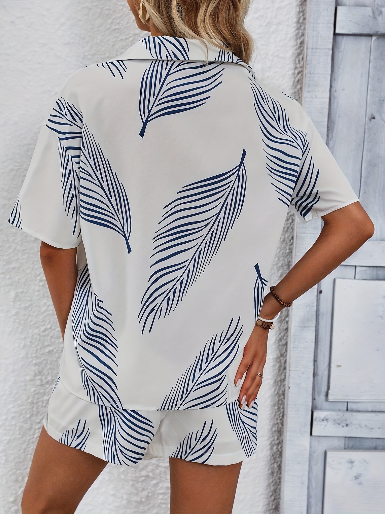 Leaves Print Two Piece Set Casual Short Sleeve Shirt & Shorts