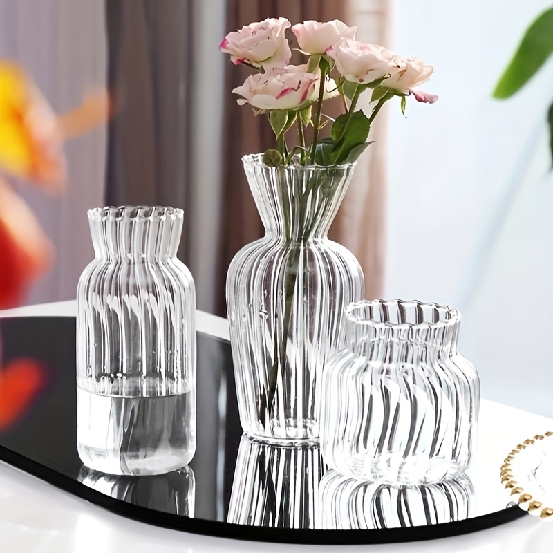 Vaso in vetro trasparente con bordo decorazione vintage per fiori e piante  da h 16 cm