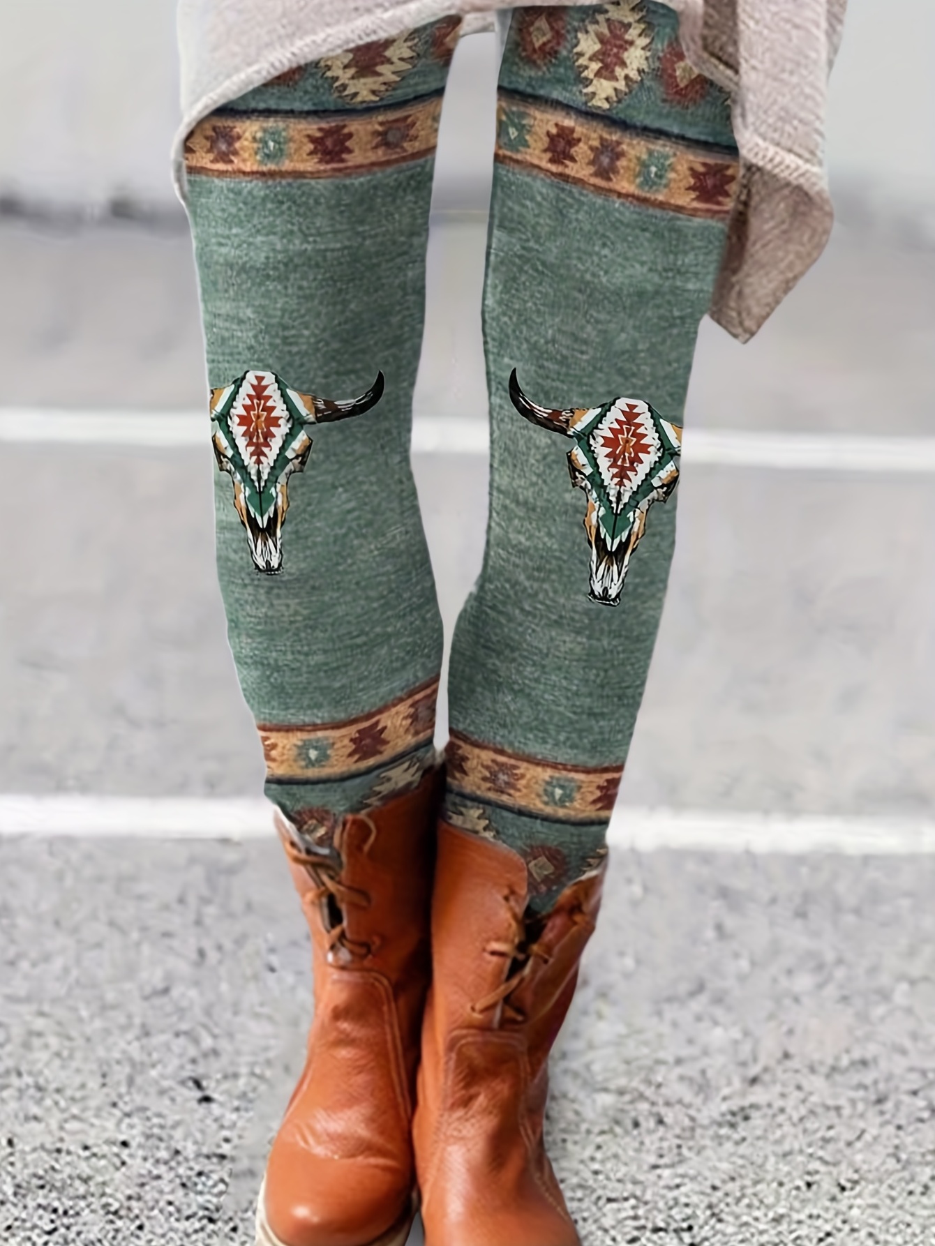 Aztec-printed-leggings.  Outfits with leggings, Leggings fashion