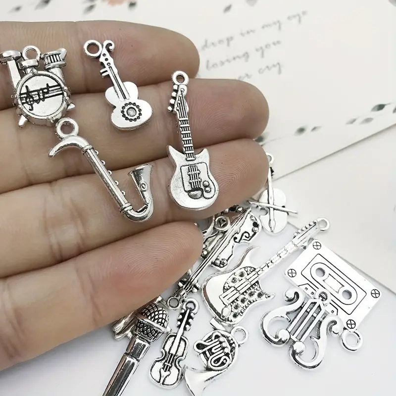 Randomly Mix 15pcs Antique Silver Musical Instrument Charms Pendants For  Jewelry Making Guitar Piano Violin Findings Crafting Accessory For DIY  Neckla