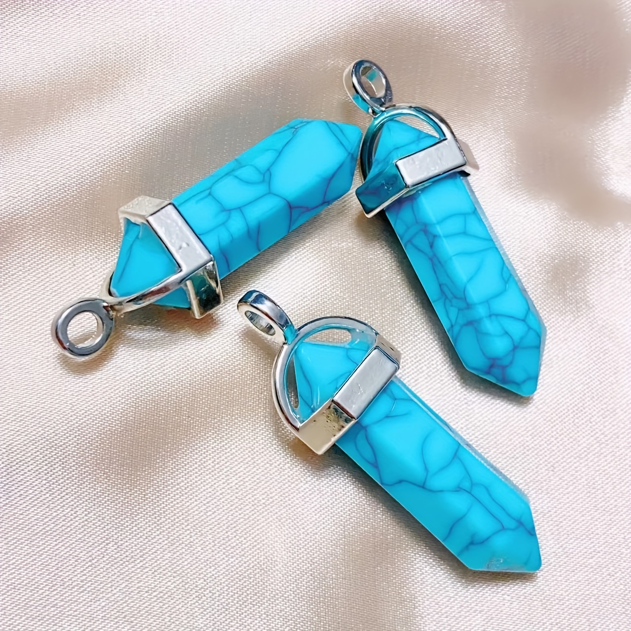 2pcs Turquoise Bullet Shape Pendant Set