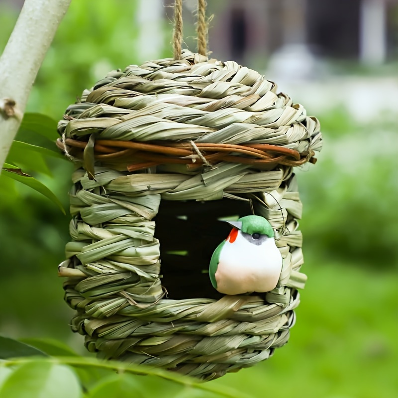 Hanging Bird House Hand Woven Grass Bird Hut Eco-friendly Birds Straw Cages  Cozy Birds Nest Shelter from Cold Weather