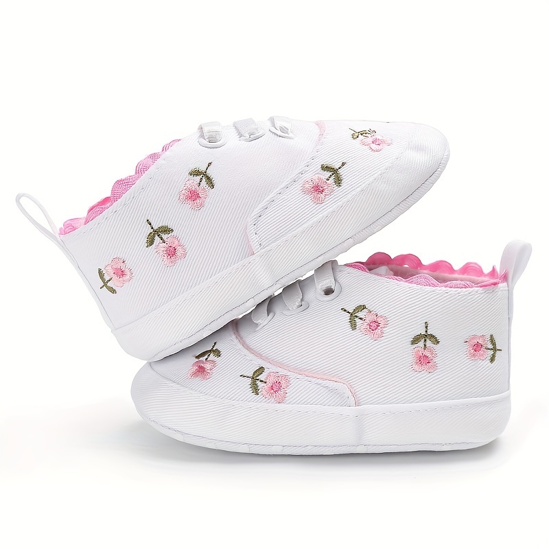 Cute Embroidered Flower Soft Bottom Shoes For Baby Girls, Lightweight Comfortable Walking Shoes For All Seasons