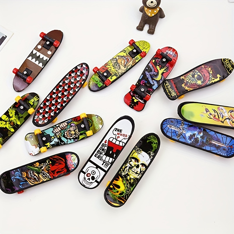 Finger Skateboard Set: Creative Fingertip Movement For - Temu