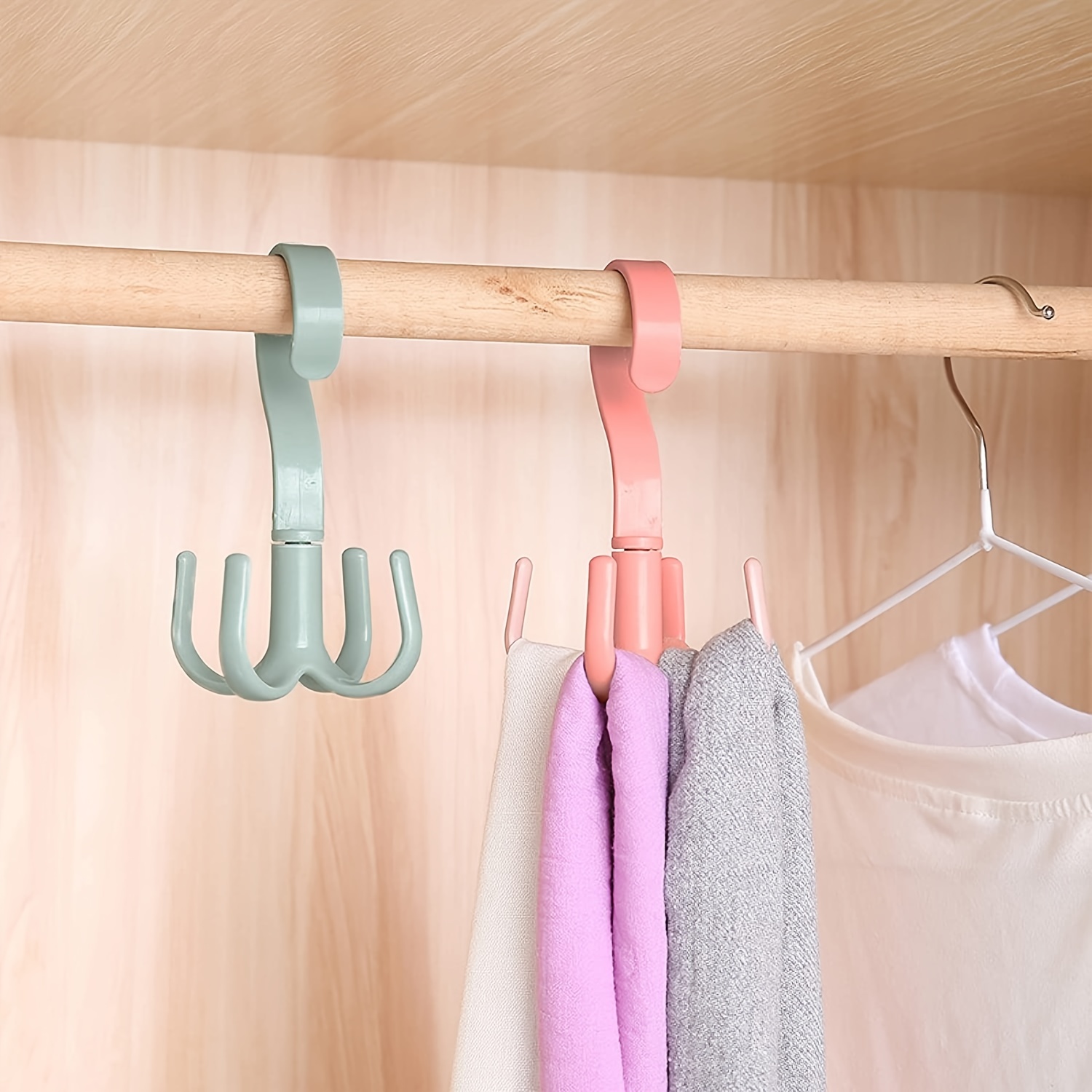Rotating Tie and Belt Hanger Storage Rack