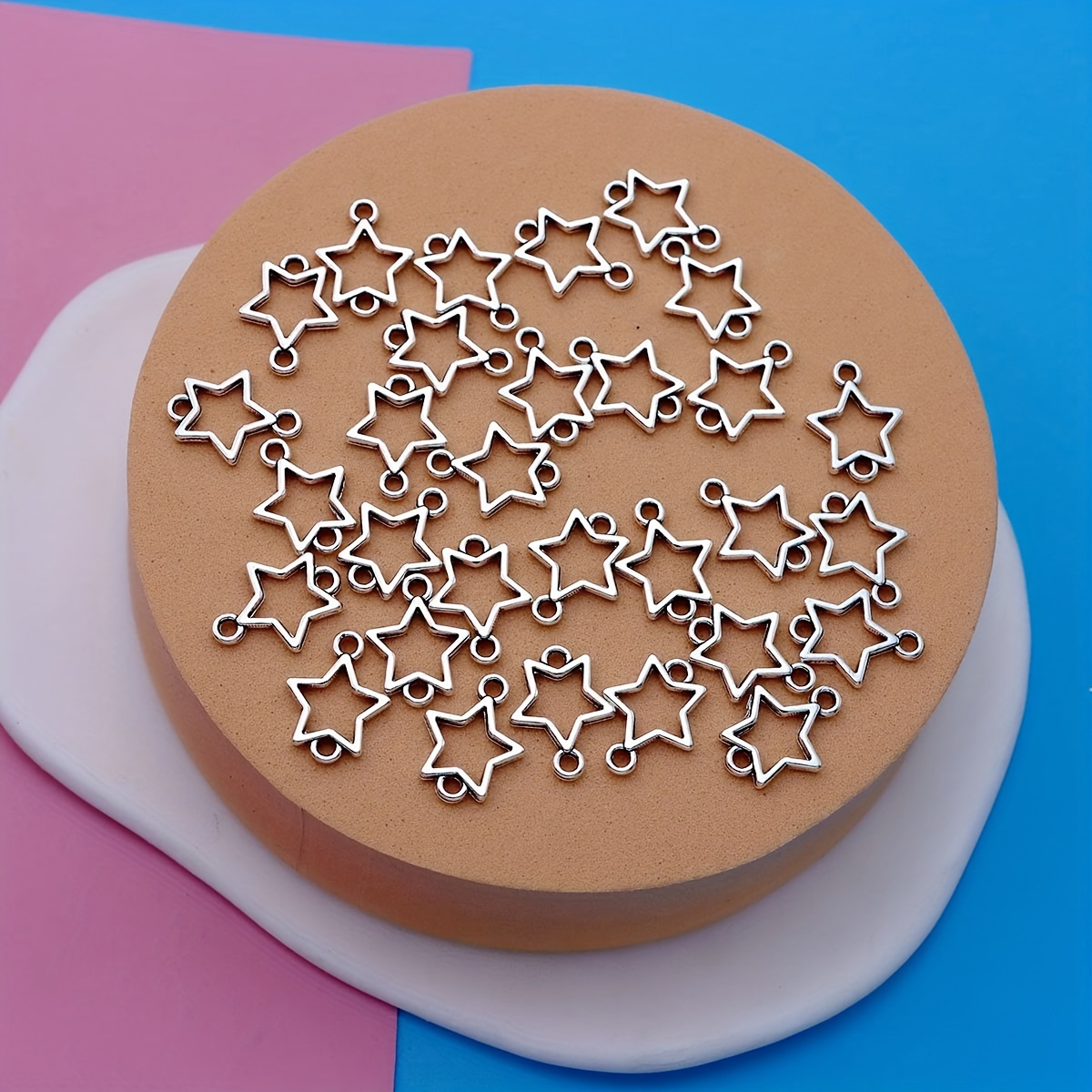 TEMU 30pcs Of Vintage Silvery-colored Star Frame Pendants, Perfect For Connecting Charms In Jewelry Making, Bracelet Additions, And Handmade Crafts